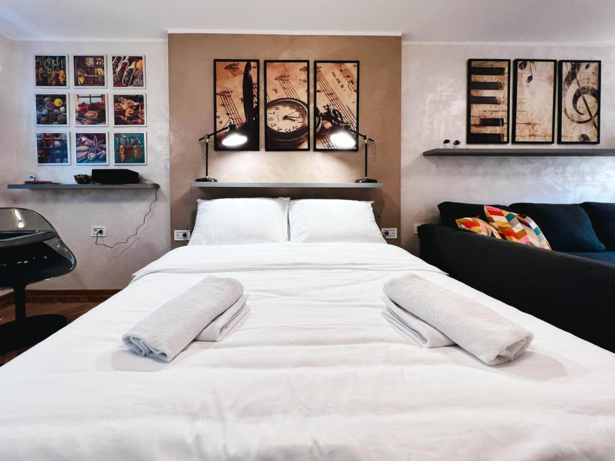 Old Town Luxury Suites ベオグラード エクステリア 写真